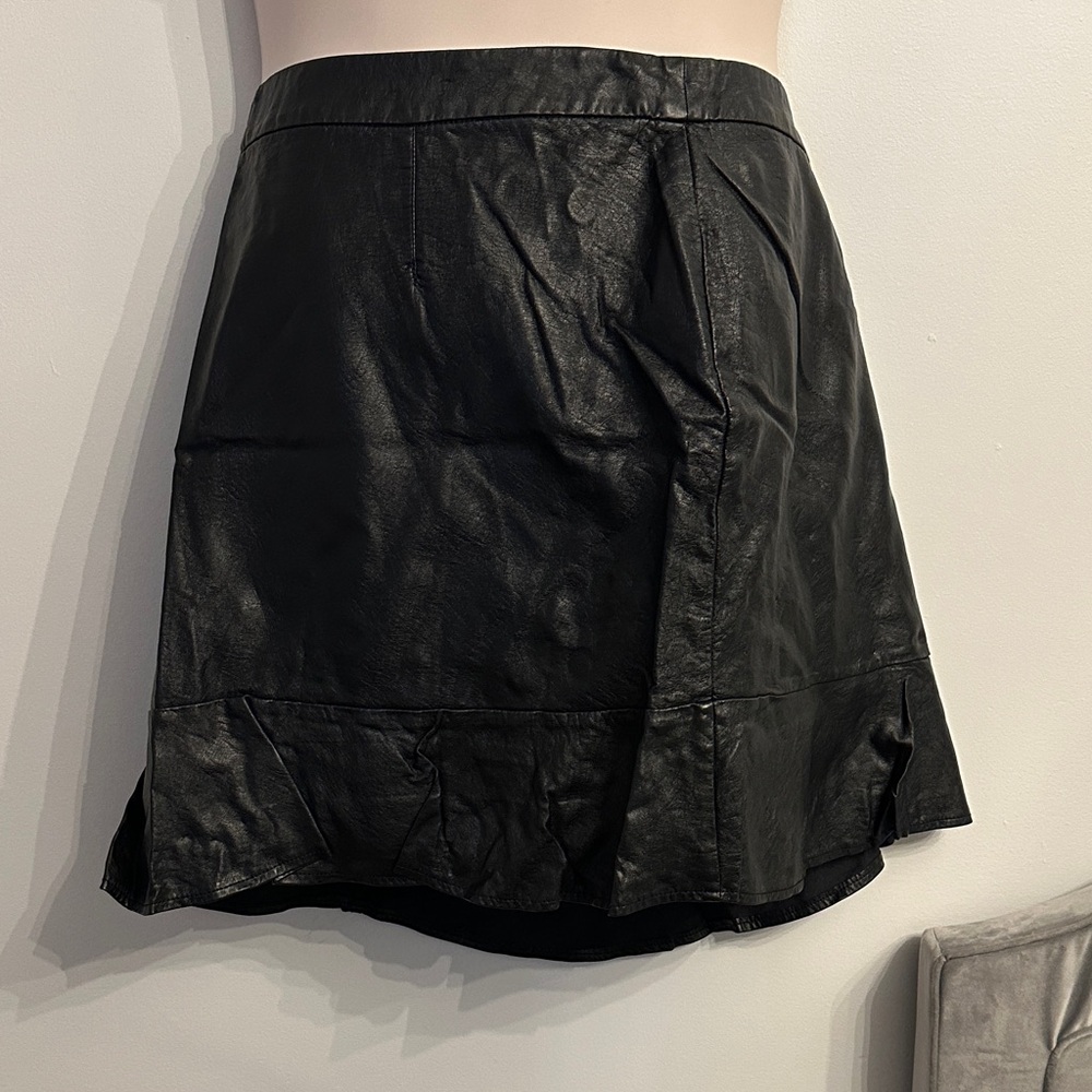 Black plus size pleather Skirt goth skirt y2k - Picture 1 of 4